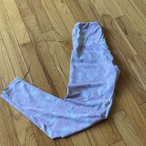 Strut This Women’s Pink Camouflage Leggings One Size